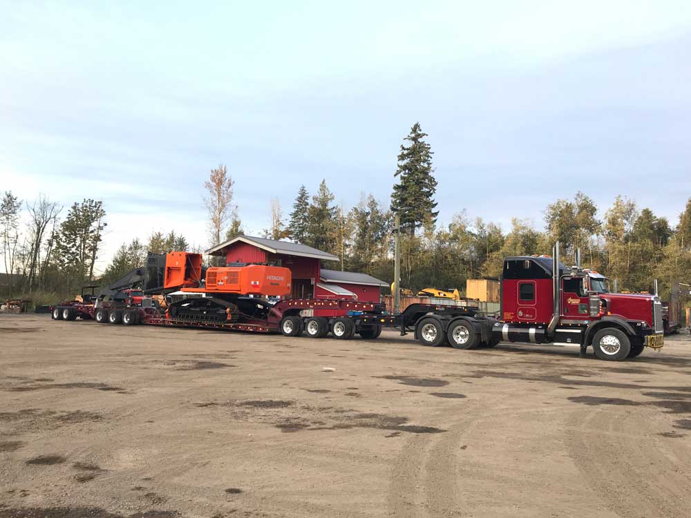 Hitachi Excavator On Lowbed Service British Columbia